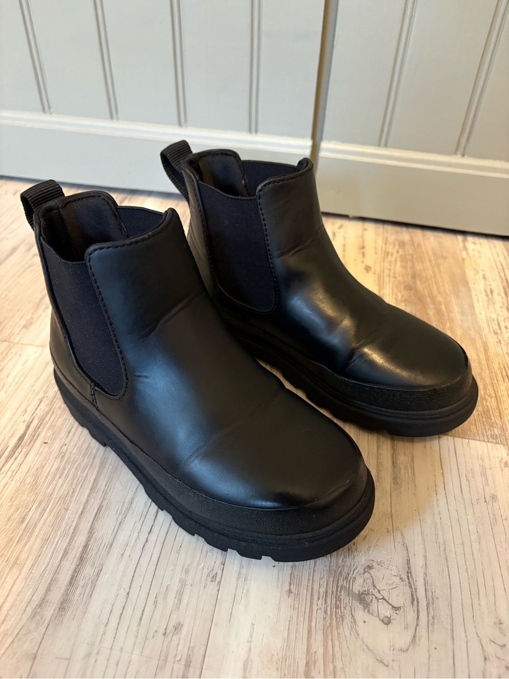 Native Shoes Kids’ Kensington Water Resistant Chelsea Boot - Size 12 M Toddler